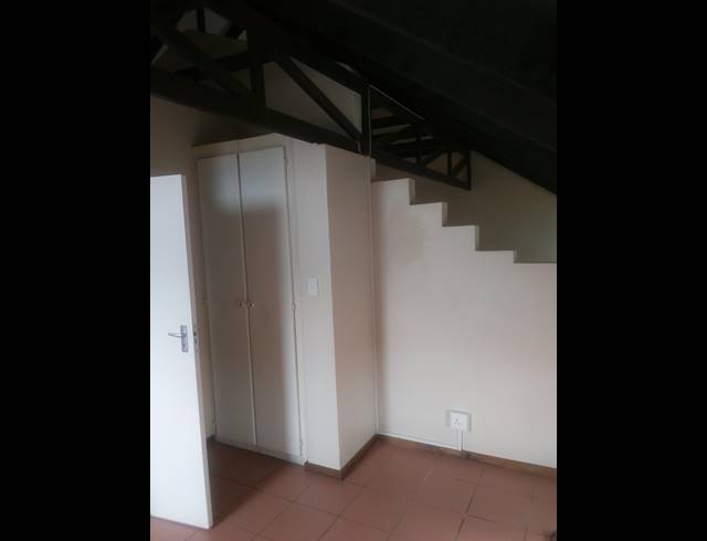 3 BEDROOM DUPLEX RENTED IN GARSFONTEIN